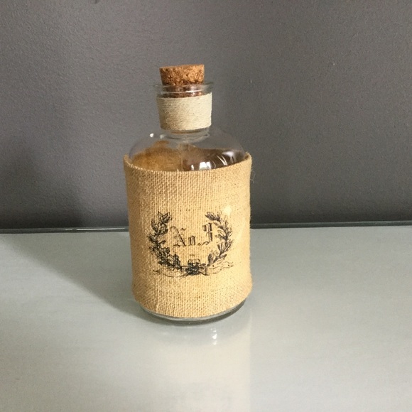 Farmhouse Style Bottle - Picture 2 of 8